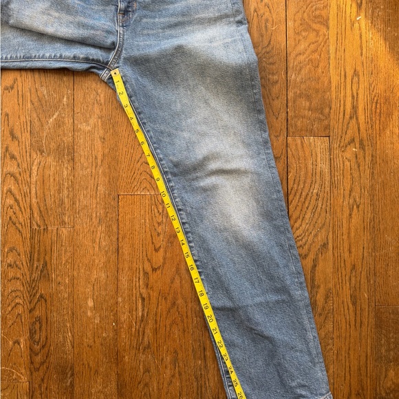 J.CREW, Nipped straight Jean, MSRP $158, CURRENT - Picture 14 of 15